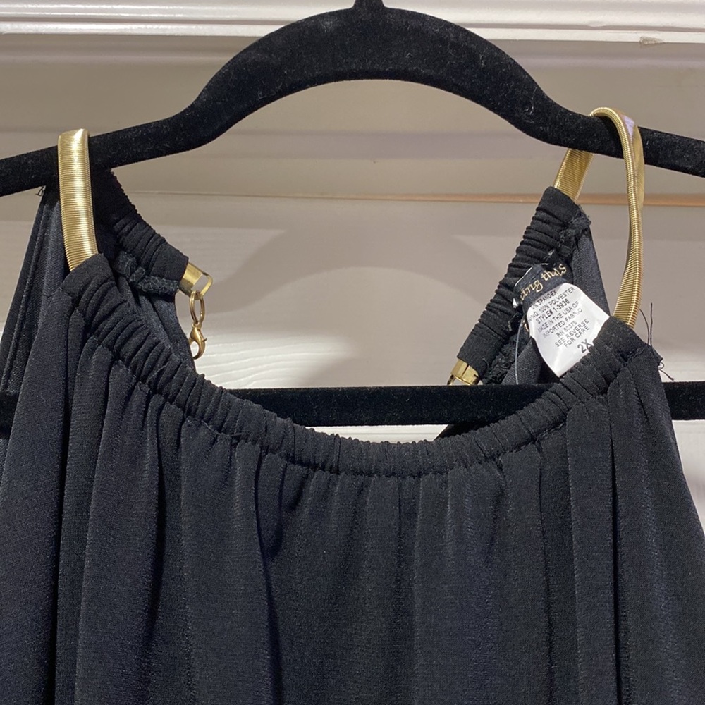 Dress - Picture 2 of 4